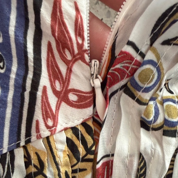 FARM Rio White Maxi Dress with Blue, Red and Yellow Paisley Print - Picture 8 of 10